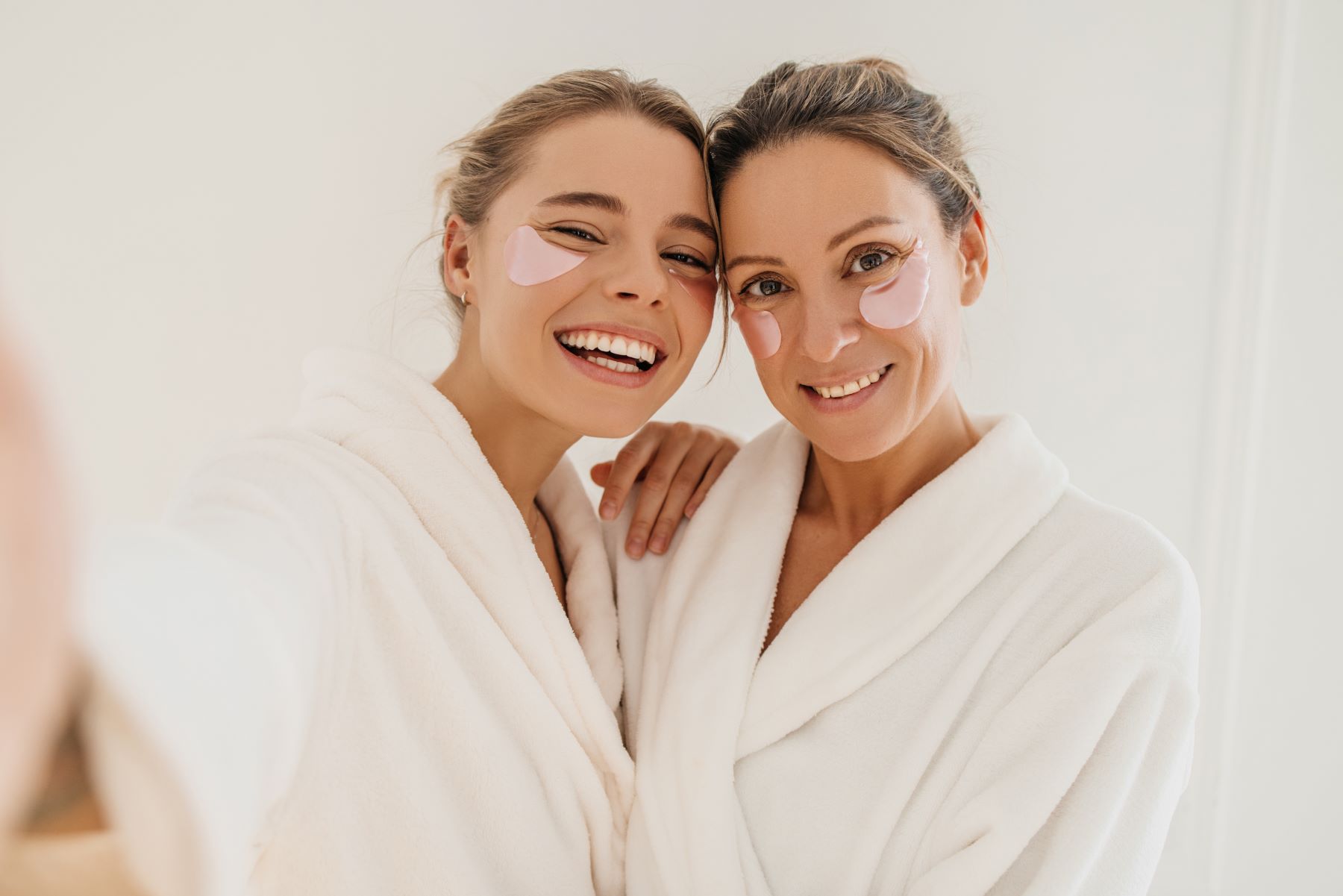 Ask the Experts: What Snyder Dermatology Recommends for Your Skin in Your 30s, 40s, and 50s